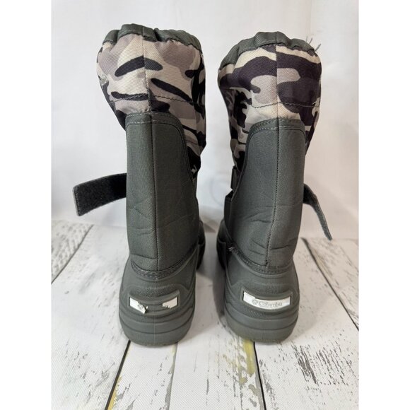 Columbia Camo Snow Boot-Size 7 - Picture 3 of 4